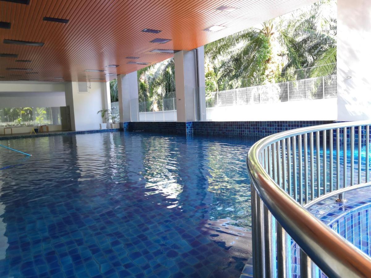 Traveler'S Homestay 旅人窝@ The Venus Sitiawan Kampong Lumut Kiri Exterior foto
